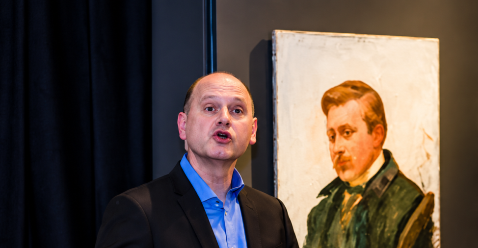 pascal Majèrus et le portrait du critique d’art belge, Sander Pierron,